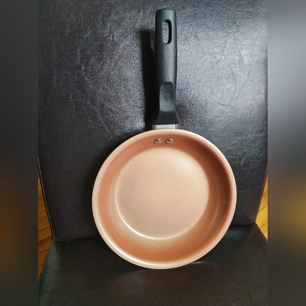 Non-Stick Copper Frying Pan with Black Handle